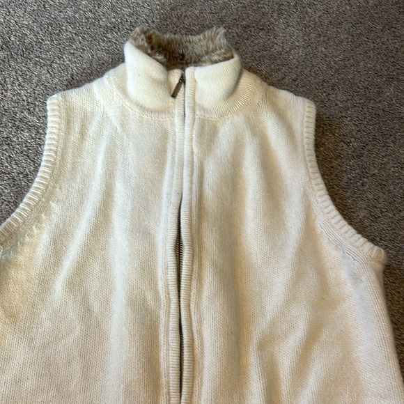 Eddie Bauer Vest - Picture 6 of 6
